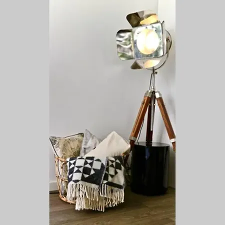 ✭huippuvarusteltu Luksuskoti, Sauna, Ilmainen Pysaekoeinti✭ 公寓 *