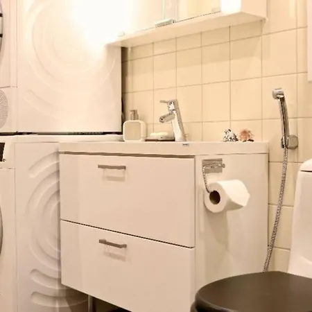 ✭huippuvarusteltu Luksuskoti, Sauna, Ilmainen Pysaekoeinti✭ 公寓 *