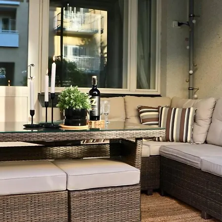 Διαμέρισμα ✭huippuvarusteltu Luksuskoti, Sauna, Ilmainen Pysaekoeinti✭ *