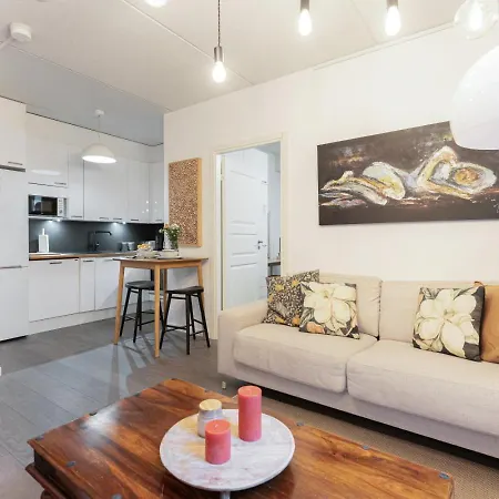 公寓 ✭huippuvarusteltu Luksuskoti, Sauna, Ilmainen Pysaekoeinti✭ 坦佩雷